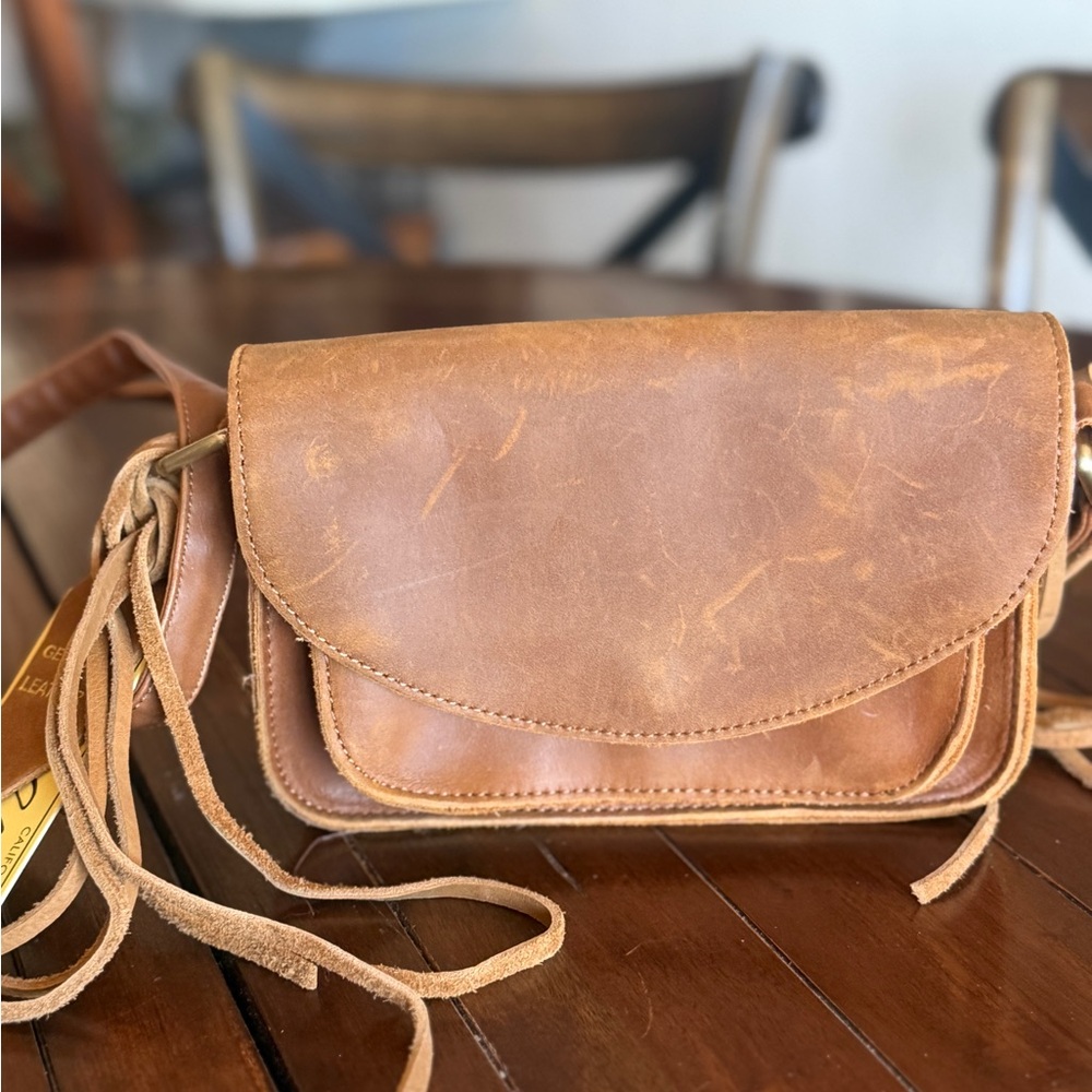 Classic Distressed Leather Crossbody Bag in Tan